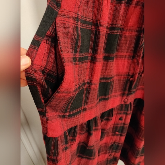 Knox Rose Plaid Maxi Dress - Picture 5 of 9